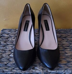 INC. Internation Concepts Sz 8 Classic Black Women's Pumps